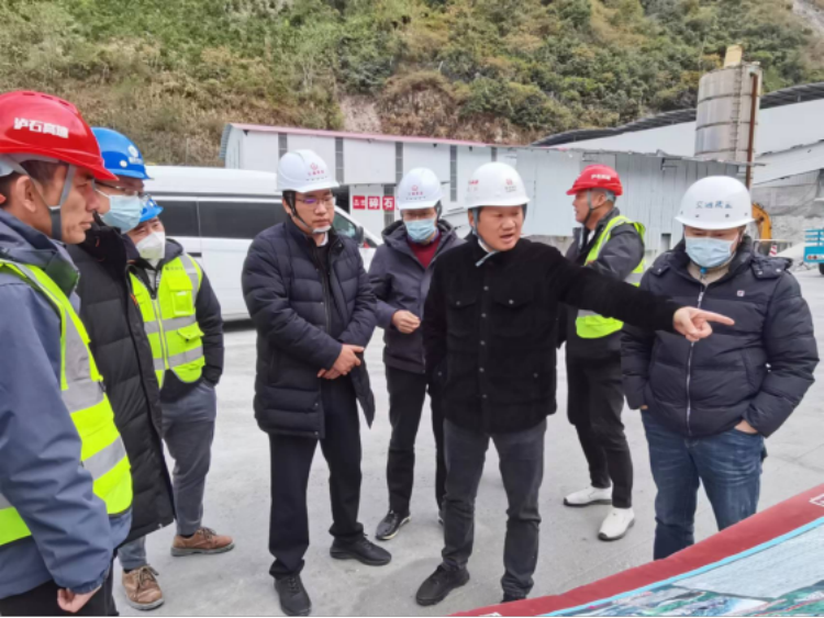 省质监站党委委员、副站长包杰带队开展泸石高速公路2022年下半年综合检查50.png